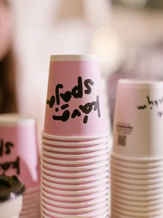 papierové poháre take away s potlačou | takeawaycup.com